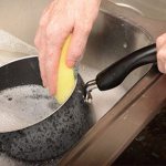 Мытье кастрюли